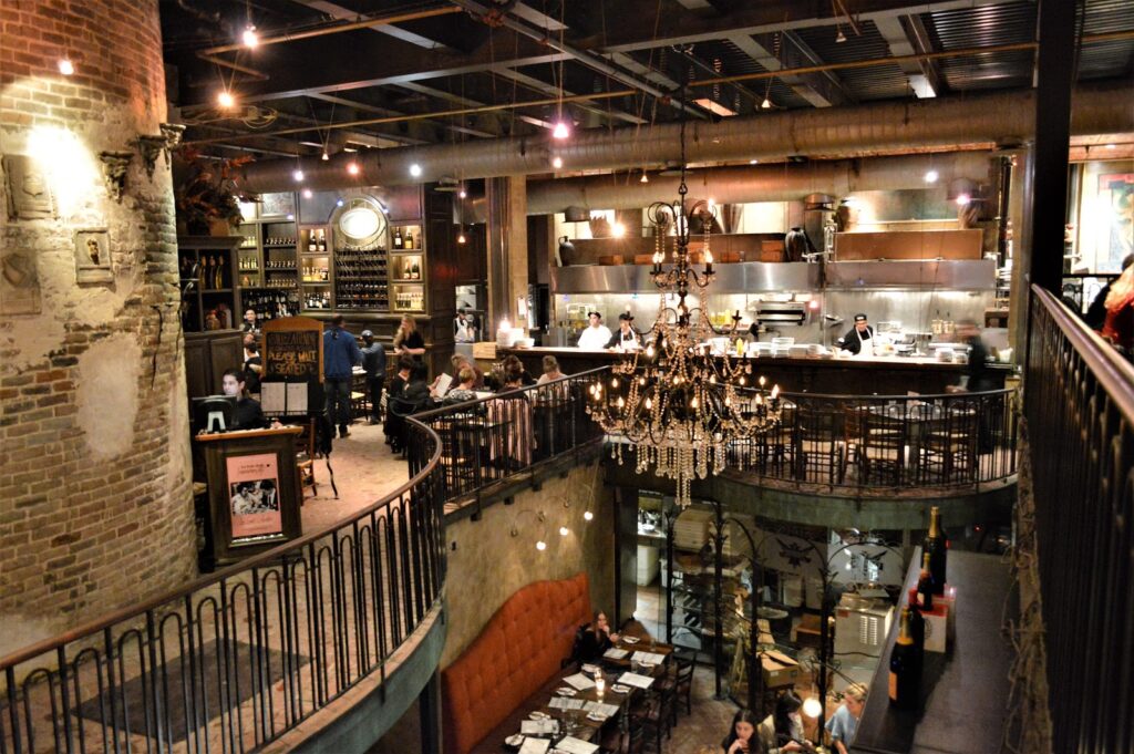 Restaurante Wienstein & Gavino's, Montreal.